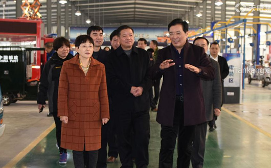 ˴ϼһһWR쿵F(tun){(dio)й쿵F(tun)L(zhng)wһ